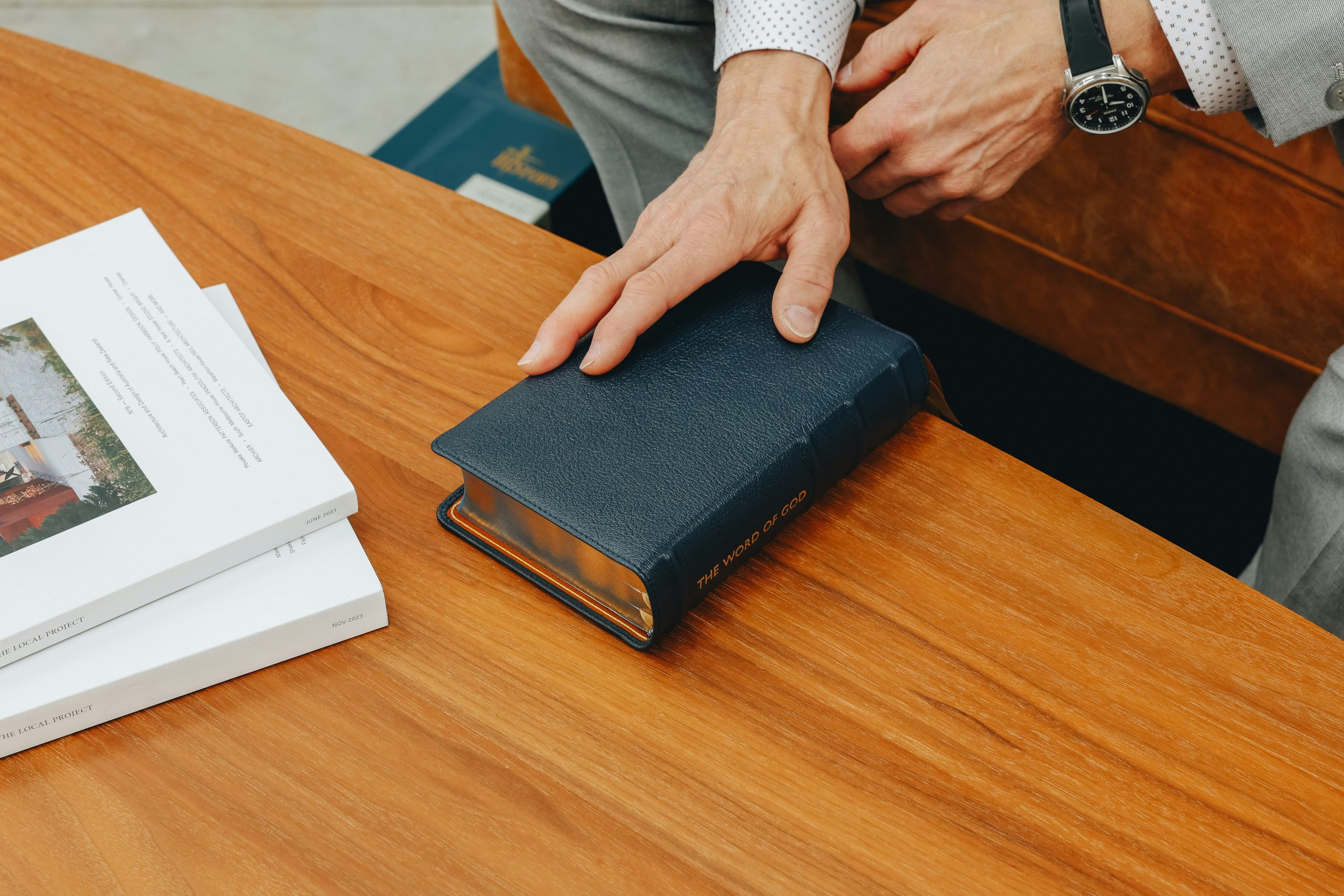 Beständigkeit & Wert Goldmünzen und Barren – Symbol für Stabilität, Wert und Fülle