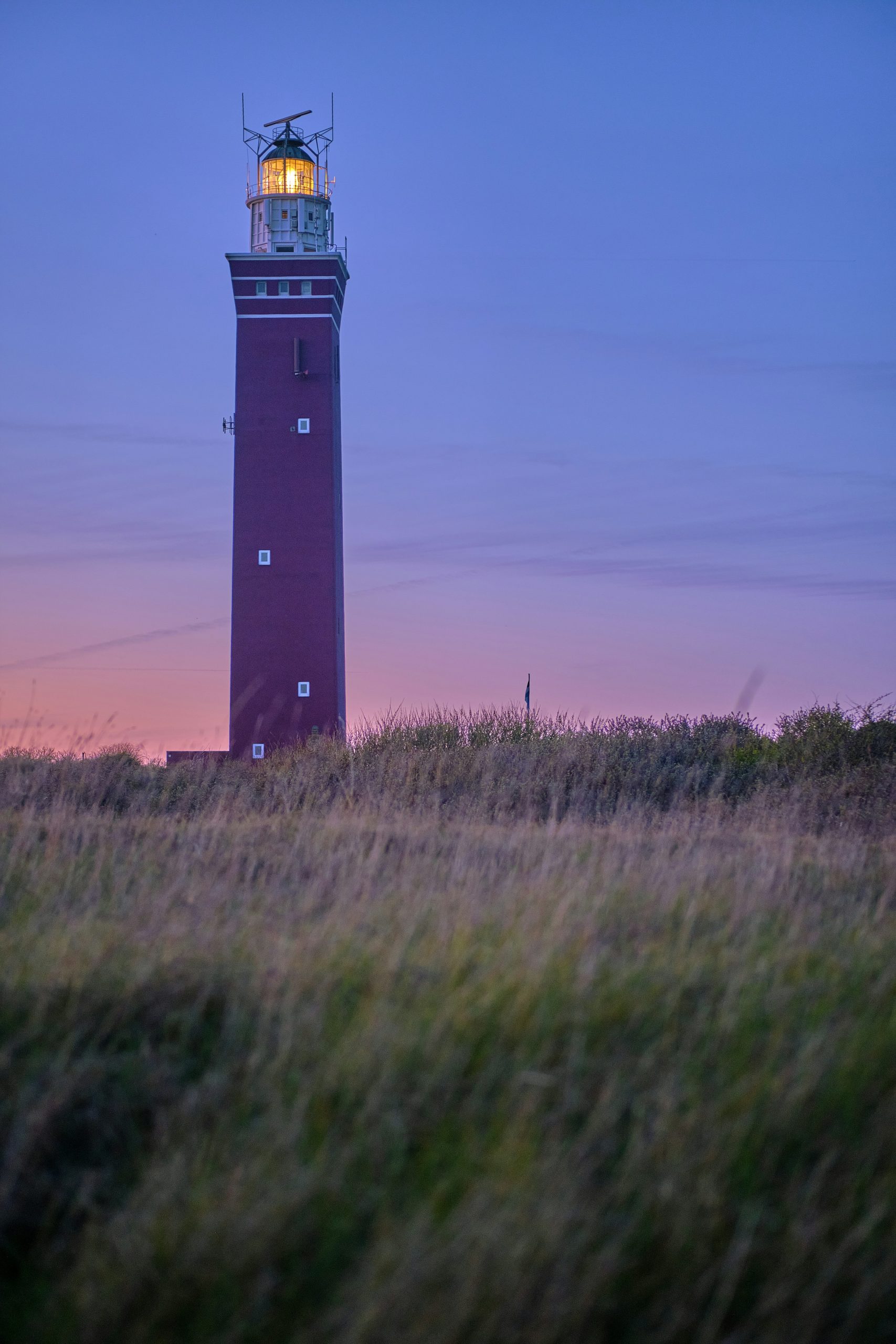 Dein innerer Leuchtturm Leuchtturm im Abendlicht – Orientierung und innere Führung
